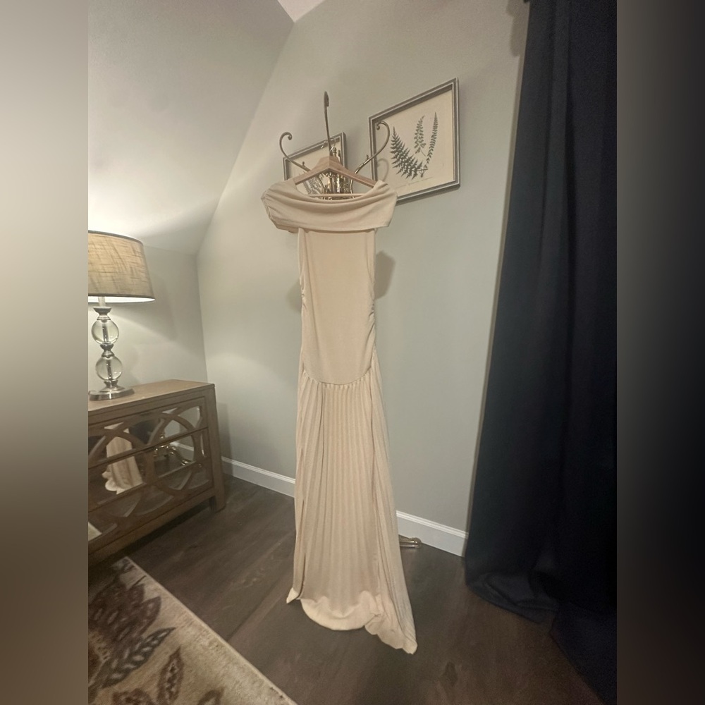 Lioness Field of Dreams Strapless in Oatmeal Maxi Dress Size Small - Picture 7 of 13